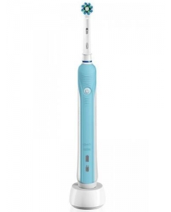 Купить Электрическая зубная щетка Braun Oral-B Pro Professional Care 500 D16.513U Cross Action белый, голубой в Техноленде